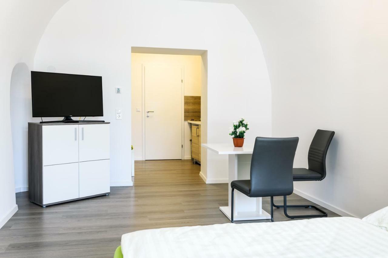 Allram "Topsleep" 24 Hours Checkin Waidhofen an der Thaya Esterno foto